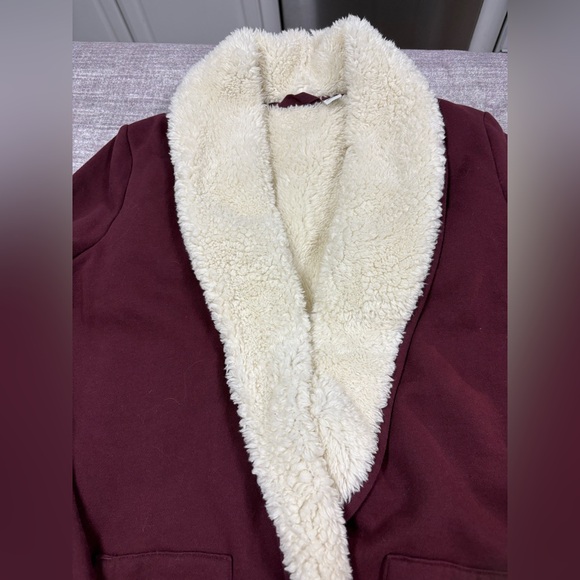 LL Bean Womens Sherpa Lined Cardigan Jacket Maroon Outdoor Layers Winter Size M - Picture 8 of 11